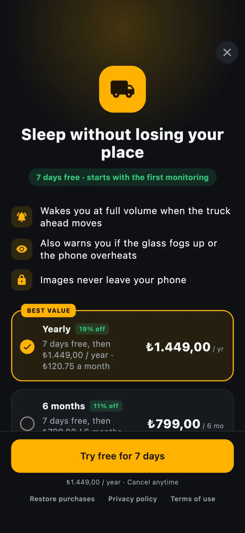 Subscription screen: 7-day free trial and plans